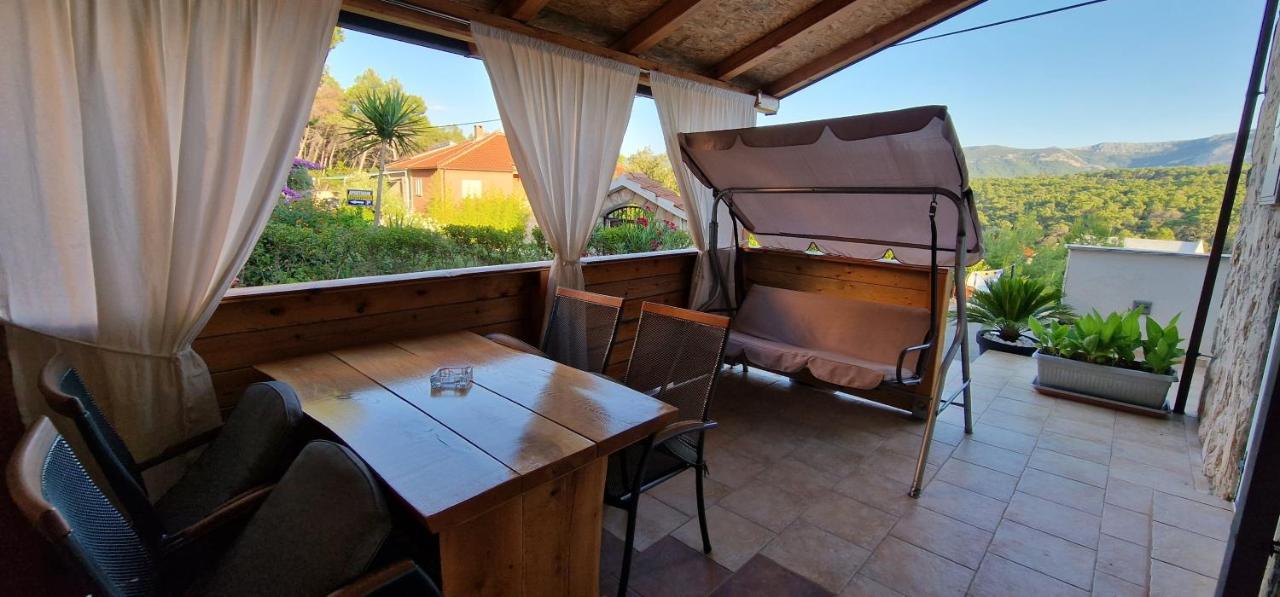 Apartmani Dutkovic Vrboska Dış mekan fotoğraf