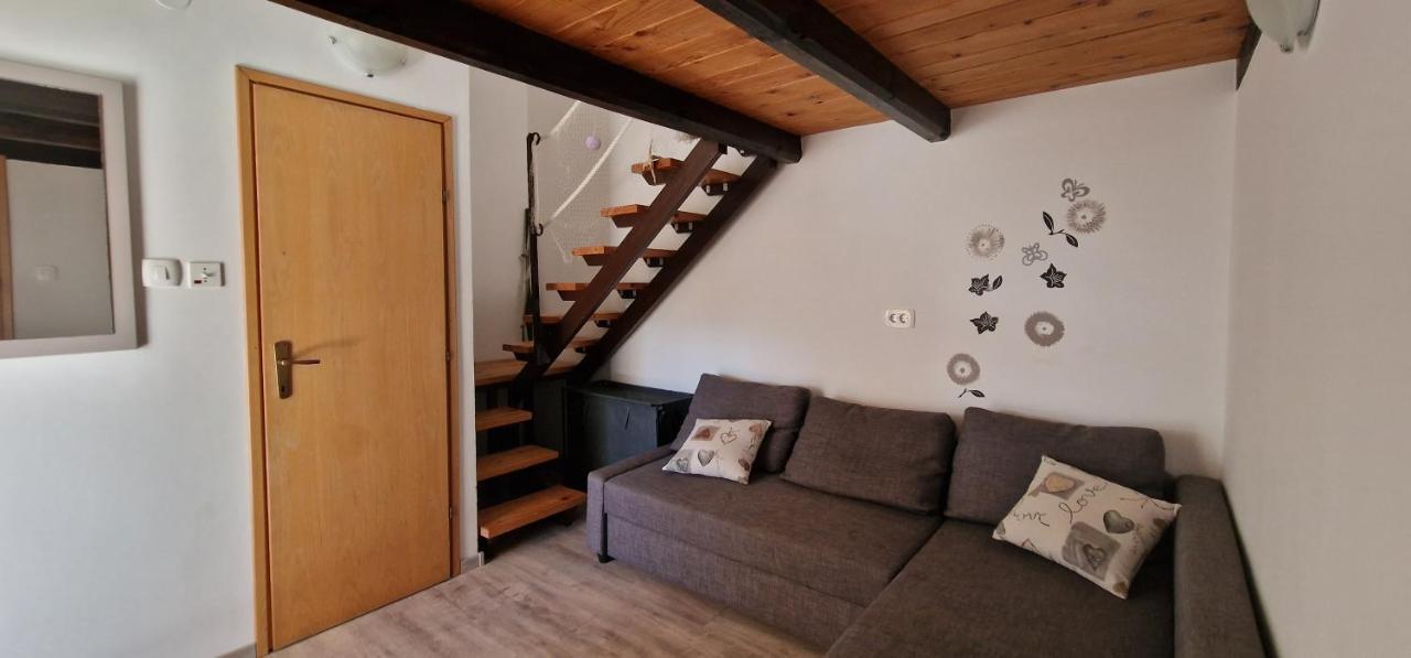 Apartmani Dutkovic Vrboska Dış mekan fotoğraf