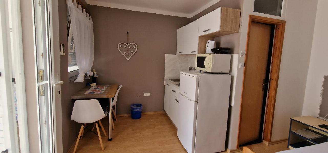 Apartmani Dutkovic Vrboska Dış mekan fotoğraf