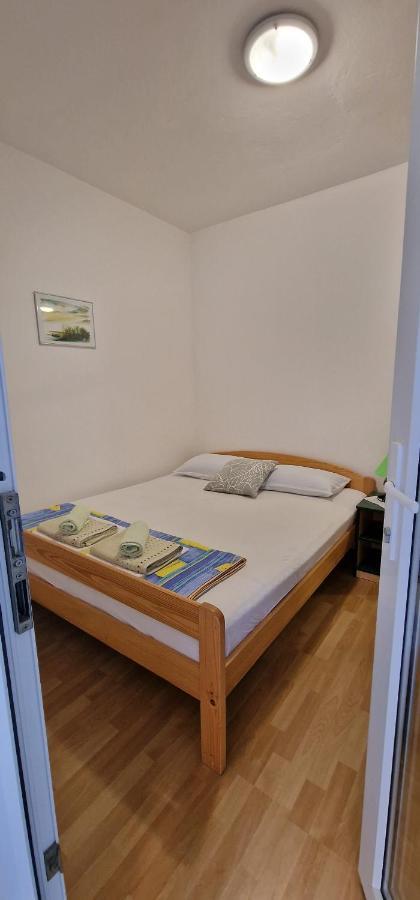 Apartmani Dutkovic Vrboska Dış mekan fotoğraf
