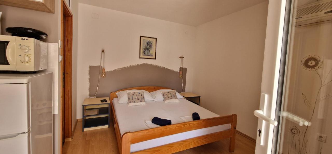 Apartmani Dutkovic Vrboska Dış mekan fotoğraf