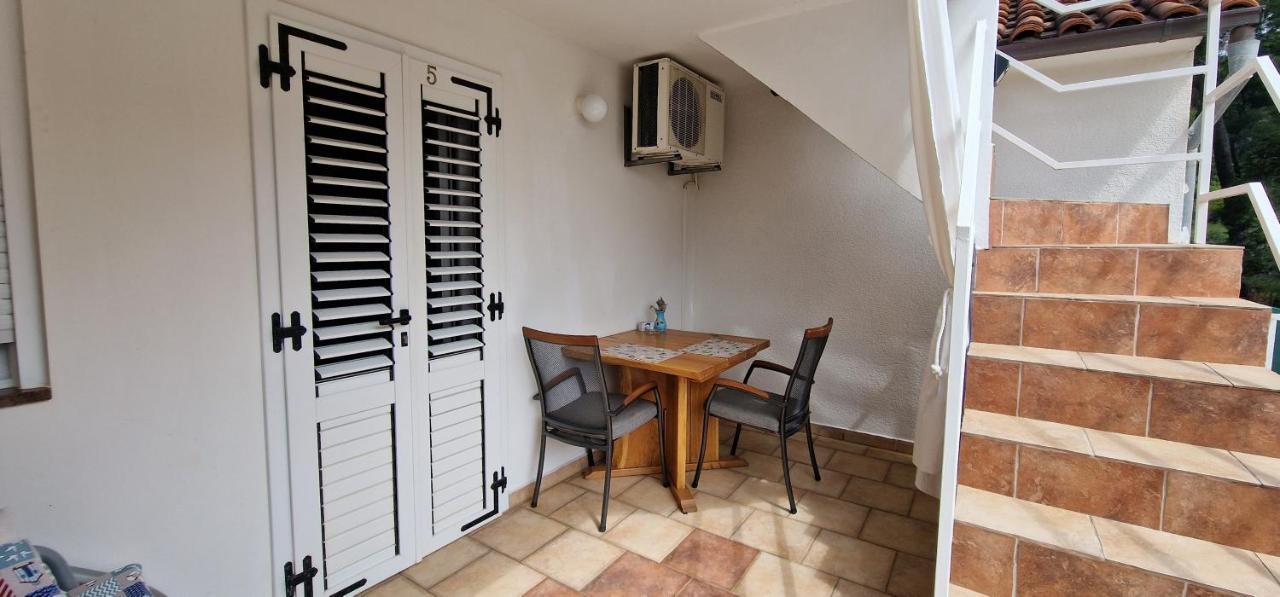 Apartmani Dutkovic Vrboska Dış mekan fotoğraf