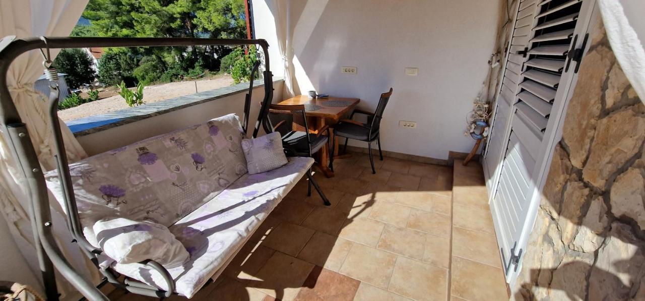 Apartmani Dutkovic Vrboska Dış mekan fotoğraf